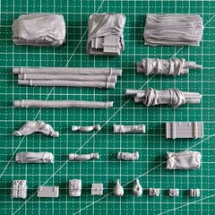 1/35 Scale DieCast Resin Model Assembled Kit WWII Stowage Prop Pack Set No Truck