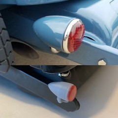 1:8 1937 Style Rear Tail Lights (set Of Two) With Red Lenses.