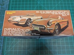 AMT ’55 Corvette Stock Or Drag 1/25 Model Kit