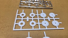 1940 FORD Standard Coupe WW TIRES, RIMS & HUB CAPS 1/25 Monogram Model PARTS