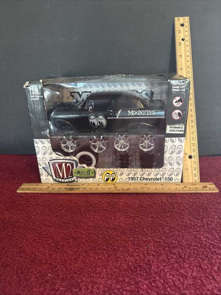 M2 Machines Mooneyes 1957 Chevrolet 150 Die-Cast Model 1:24 Scale