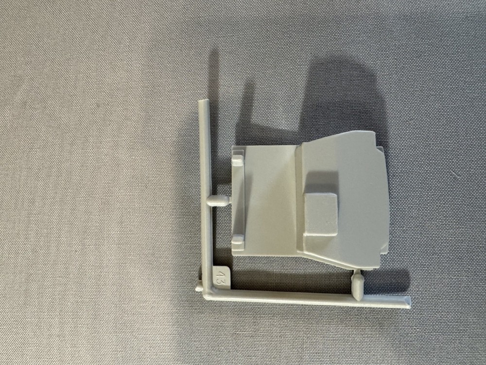 AMT/ERTL 6808 Dodge Viper RT/10 Parts Kit Bash Door Trunk Insert #43