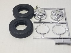 2 – REAR OUTER WHEELS & TIRES from Kenworth W925 AMT 1:25 Model Kit W-925