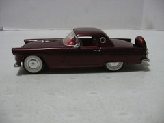 Monogram Burgundy 1956 Ford Thunderbird T-Bird 1/24 Scale Built Model Kit #2289