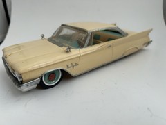Vintage 1960 Chrysler New Yorker 2 door hardtop promo by Jo-han W/ Fender Skirts