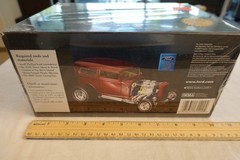 TESTORS: 1/24 Lincoln Mint, Ultra Metal Series, 1932 Ford “VICKY” #7140. Sealed.