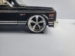 16x Chocks Tire Cradles 1/24 & 1/18 Scale Diecast Model Car Truck Garage Display