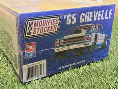 AMT Ertl 21651P 1/25 Modified Stocker ’65 Chevelle Model Kit New Sealed