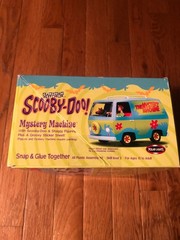 Polar Lights Scooby-Doo Mystery Machine Snap Together Model Kit Vintage Y2k New