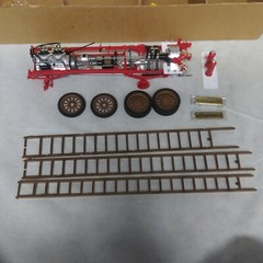 1914 Dennis Motor Fire Engine Large 1/16 Scale Entex # 8473 Partially Assembled