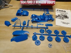 Hobby Kits 1/32 1934 Ford 3 Window Coupe Model Kit Open Box Looks Complete