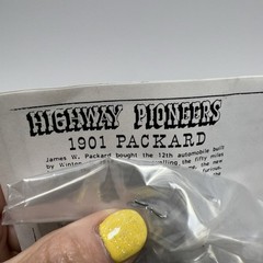 HIGHWAY PIONEERS Plastic Car Models “YOU PICK” New 1:32 Scale Mini Craft