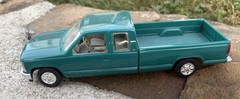 AMT Ertl 1993 Chevrolet C-1500 Extended Cab Promo Teal green 8130 1/25