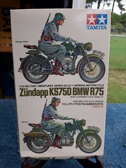 TAMIYA MODEL KIT BMW R75 ZUNDAPP KS750 GERMAN MILITARY MOTORCYCLE TOY JAPAN RARE