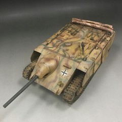 1/35 Built Trumpeter 00385 WWII German E-10 Tank Destroyer Model