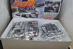 Aoshima 1/24 Initial D No.14 Fujiwara Takumi AE86 Trueno Kit with Driver Figure