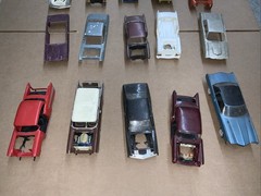 VINTAGE SALVAGE LOT OF 20 MODEL CARS PARTS OR RESTORE W/ Parts Pile BROKEN READ!