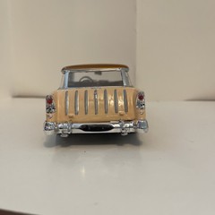 1956 Chevy Nomad Station Wagon Built Model Car 1/25 ￼