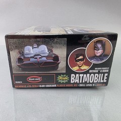Polar Lights 1/25 Batman Classic TV Series Batmobile Model Kit w/ Figures SEALED