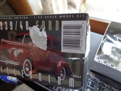 AMT # 30262 1939/ 1940 Ford Millennium Special Edition 2000 1/25 Scale Model Kit