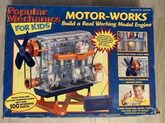 Popular Mechanics For Kids Motor-Works model Engine Kit NEW Open Box Worn Box