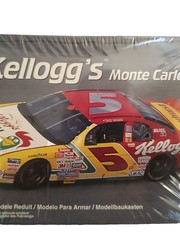 AMT/Ertl Terry Labonte #5 Kellogg Monte Carlo 1/25 Scale Model NEW OPEN BOX