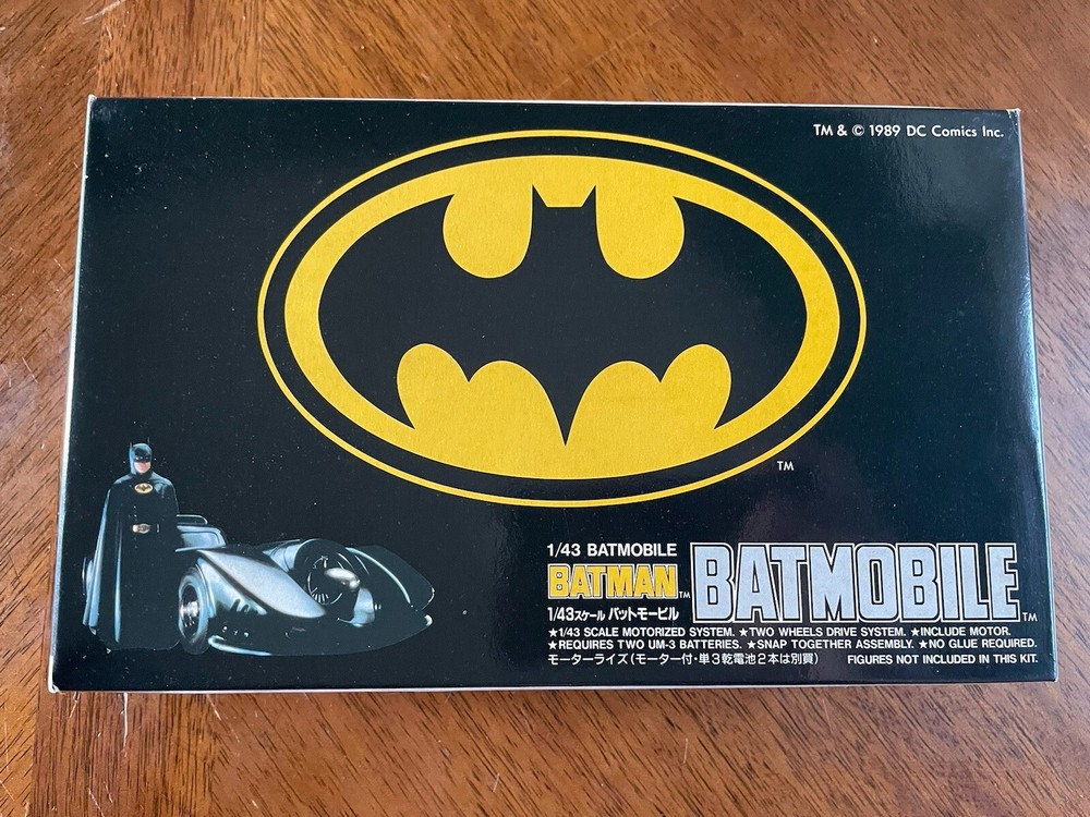 BATMAN BATMOBILE 1/43 AOSHIMA MODEL KIT F/S RARE IN STOCK