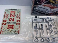 Monogram 1:24 #22 Bobby Allison’s Miller Beer Buick Regal Sealed Inside Model