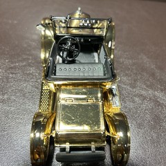 Limited edition 24KT Gold 1925 Ford Model T Touring Car Spectacular 1:24 Scale