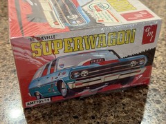 AMT 1965 CHEVELLE SUPERWAGON FACTORY SEALED INSIDE KIT! CIRCA 2012! VMCP!