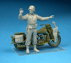 1/35 U.S. Military Police (2 motorcycles with figures) MiniArt 35085 Model kit