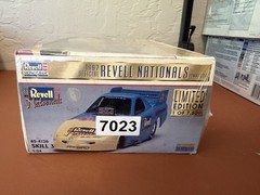 Revell Monogram 1997 Revell Nationals Funny Car 1/24 Limited 1 of 7,500 7023