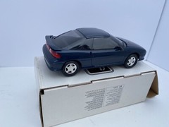 AMT/Ertl 1992 GEO STORM GSI Promo Car in Bennington Blue With Box New #6155