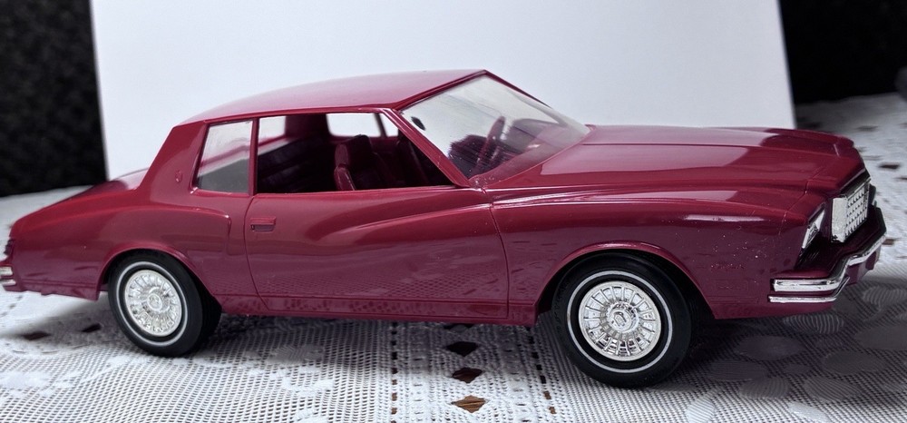 CINNABAR 1980 CHEVROLET MONTE CARLO 1:25 SCALE DEALER PROMO W/BOX !
