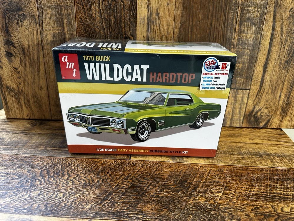 AMT 1970 BUICK WILDCAT MODEL CAR KIT SEALED 1/25