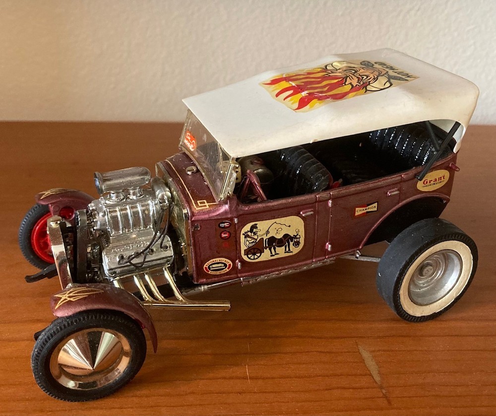 MONOGRAM 1930 FORD MODEL A PHAETON VINTAGE 1960s BUILT KIT BLOWN HEMI HOTROD
