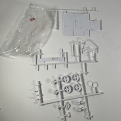 RARE MPC HOWMET TX MARK II CAN AM RACE CAR UNBUILT OPEN BOX AS IS “READ”