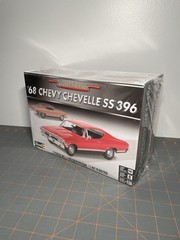 REVELL ’68 CHEVY CHEVELLE SS 396 1/25 SCALE MODEL KIT