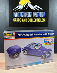 REVELL – ’97 PLYMOUTH PROWLER w/TRAILER – 1:25 KIT #6667 FACTORY SEALED VINTAGE