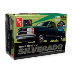 AMT 92′ Silverado Shortbed Fleetside Easy Build 125 AMT1408M Plastics Car/Truck