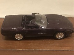 1992 Chevrolet Corvette Convertible Dealer Promo Car BLACK ROSE 1:25 AMT / ERTL