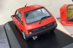 1/43 MINICHAMPS MIN 400112370 Peugeot 205 Xr 1988 , red, mint,++ !