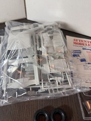 MPC ’69 OLDS W-30 4-4-2 1:25 Scale Kit #6228 Customizing 2 In 1 Parts Sealed