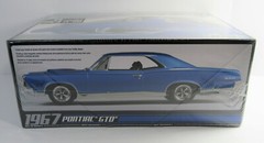 MPC 1967 Pontiac GTO 1/25 Scale Plastic Model Kit Molded in White MPC710L/12