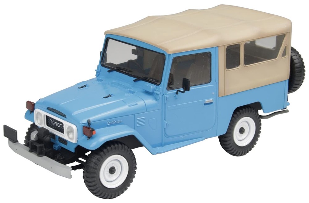 PLATZ 1 24 Toyota Land Cruiser BJ-44 Soft Top Hard Top Model kit Car PIT004