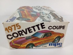 1975 Corvette Coupe MPC 1:25 Model Kit 1-7505 Sealed Parts Bag