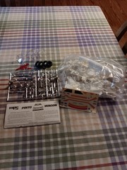 Mpc. Ford Mini Van Model Kit
