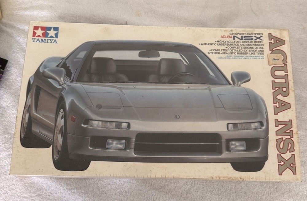 Acura NSX Ready To Assemble Precision Model Kit