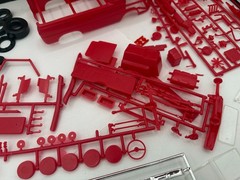 Vintage IMC Dodge LITTLE RED WAGON / Kit No. 107-200 / 1/25 Scale Model
