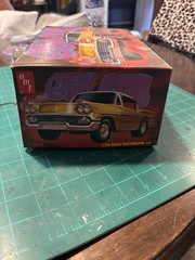 AMT T273 1958 Chevy Impala Hardtop Vintage Car Model KIT 1/25 Open Box
